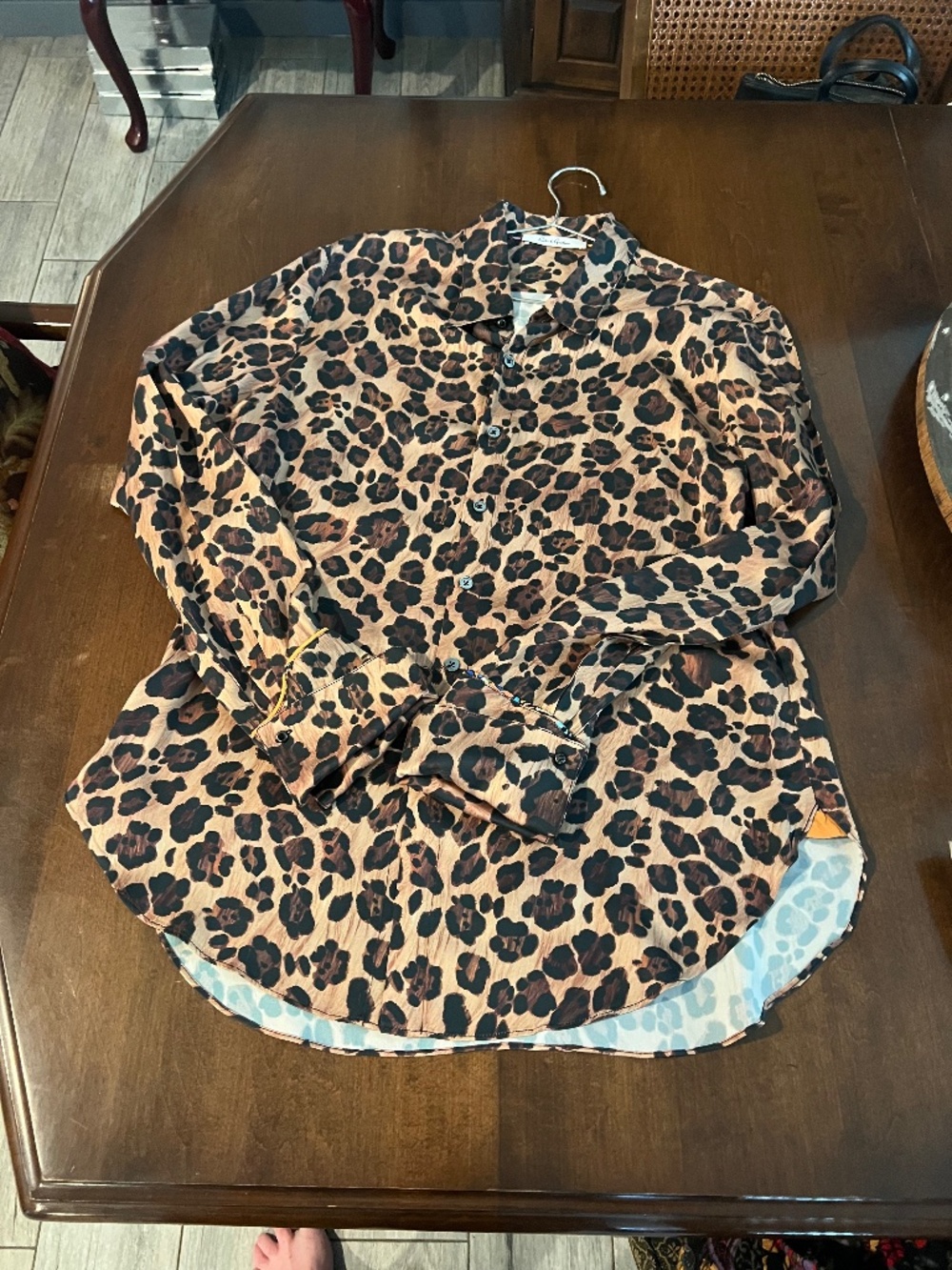Robert Graham Blouse for women. Size Large.